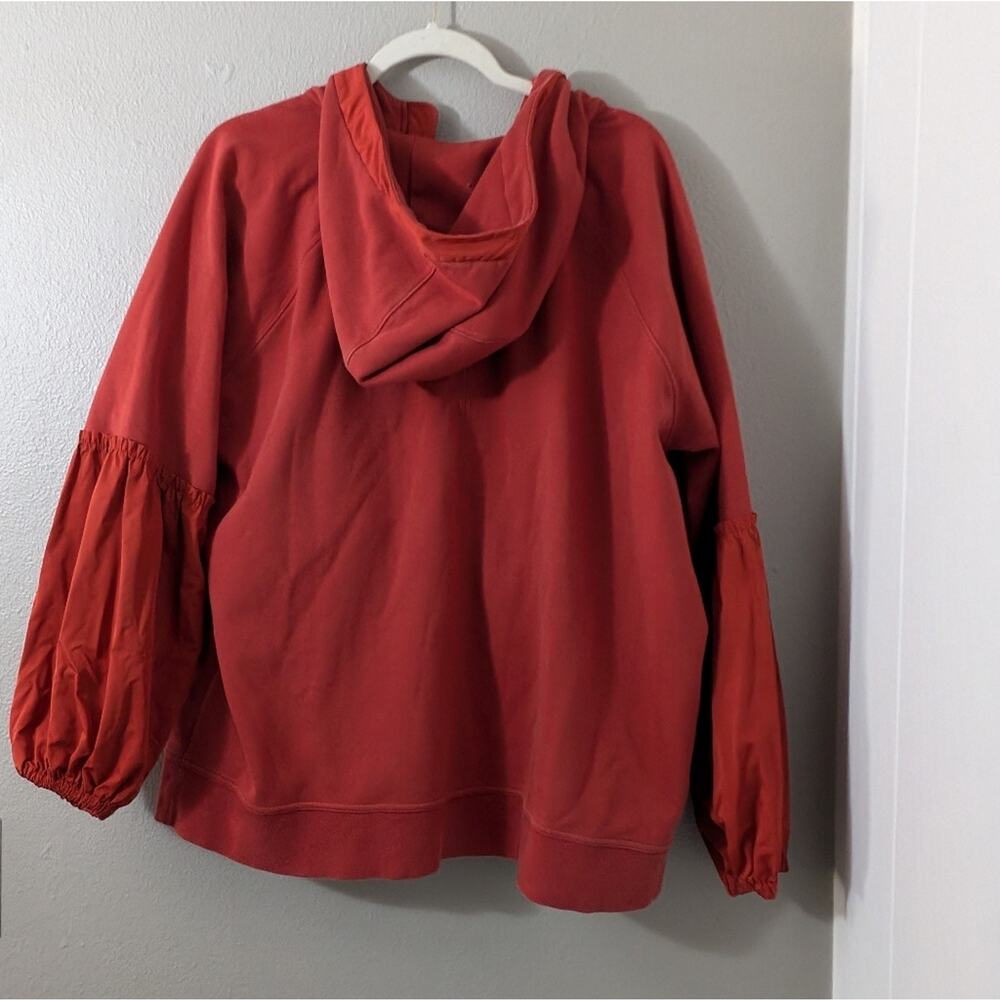 ATHLETA ON MY WAY TRIUMPH HOODIE IN CURRANT RED - Picture 8 of 8